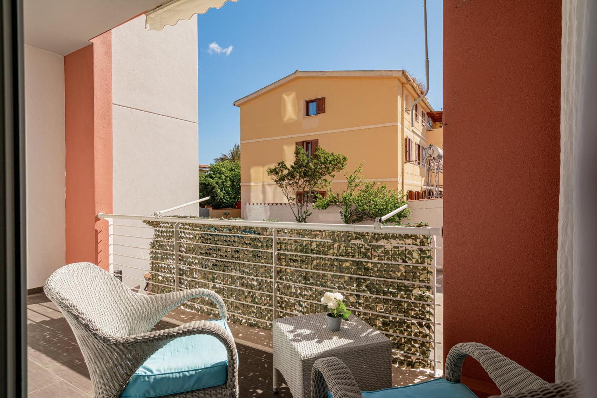 Appartamento Veronese Olbia Eksteriør billede